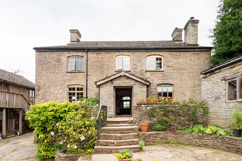 image of Jamie's Farm Herefordshire farmhouse entrance